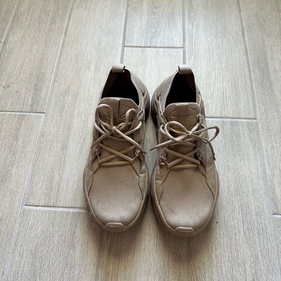 Zara men sneakers size 11 - Picture 2 of 5